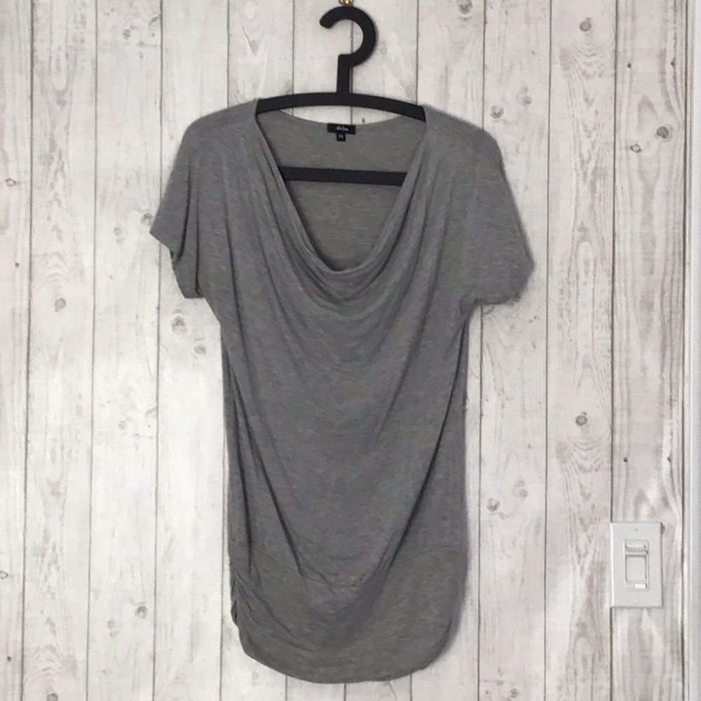 Women’s M Tunic Style Heathered Grey Top